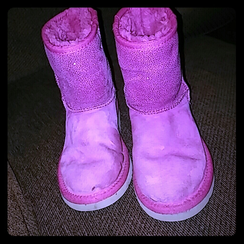 Ugg boots for young girls size 1 US